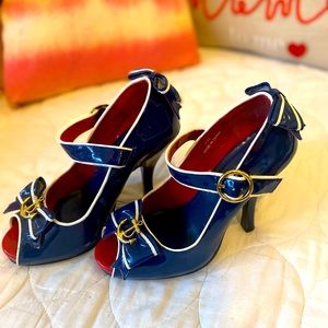 Pinup Sailor Heels